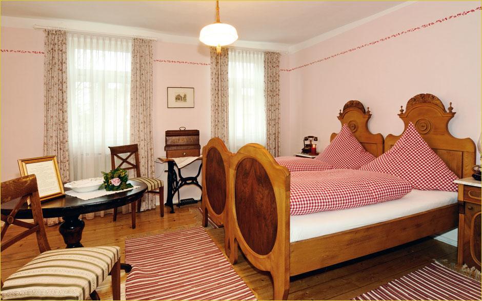 Brauereigasthof Dachsenfranz Zuzenhausen Dış mekan fotoğraf