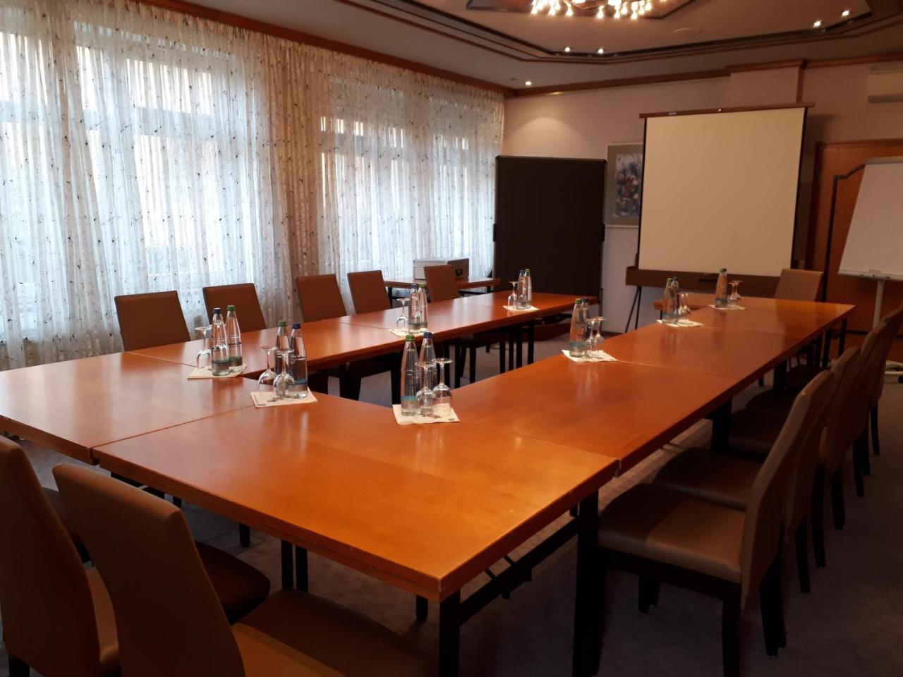 Brauereigasthof Dachsenfranz Zuzenhausen Dış mekan fotoğraf